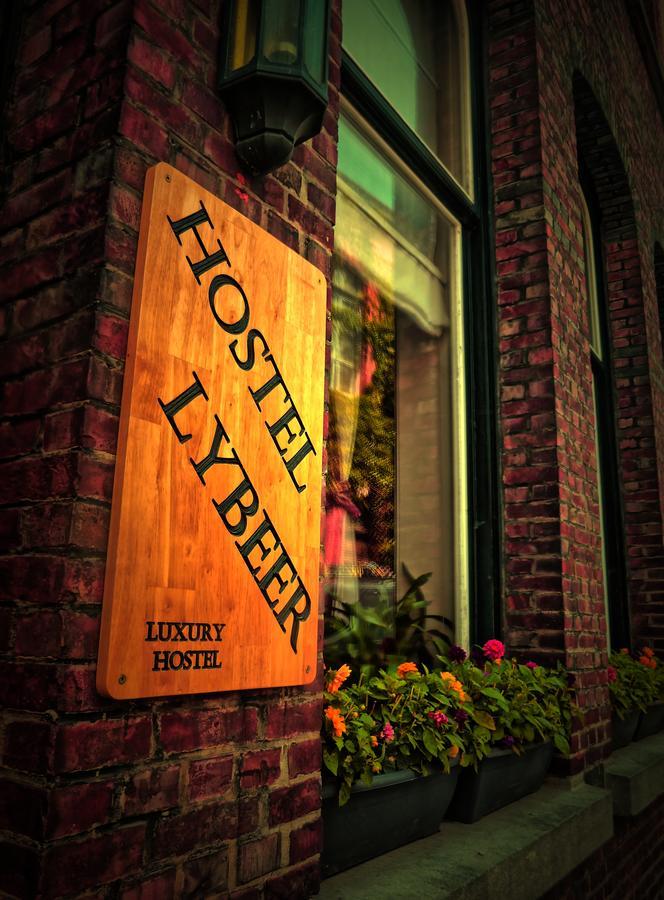 Hostel Lybeer Private Rooms Just For Two! Брюгге Екстер'єр фото